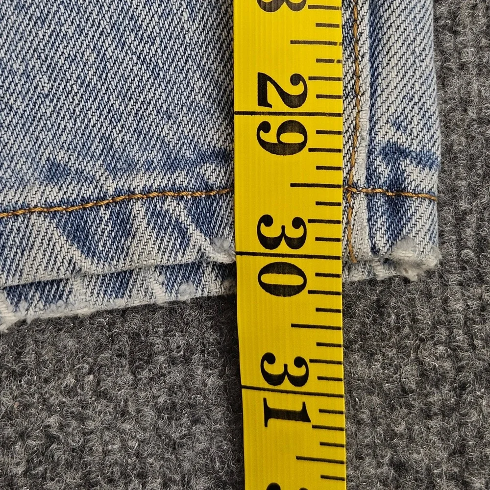 Vintage Levis 560 Comfort‎ Fit Jeans Mens 40x30 Light Wash Blue Tapered Leg 90s